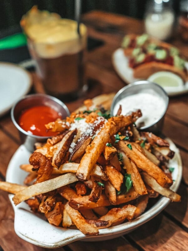 A bowl of Garlic Truffle Oil Fries at Monkeypod Kitchen in Waikīkī.