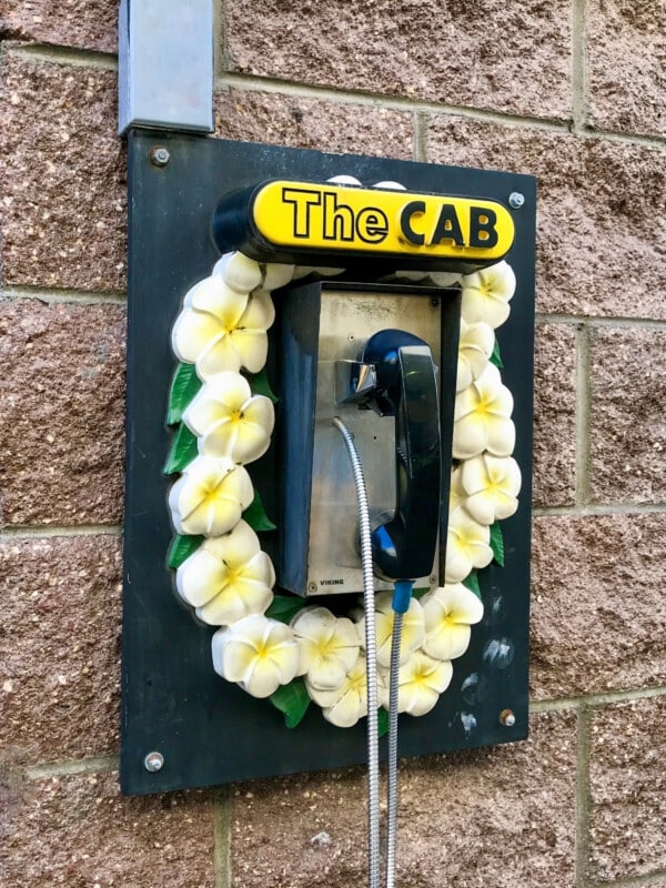 TheCAB is Hawaiʻi's local taxi dispatch company that serves Oʻahu islandwide.