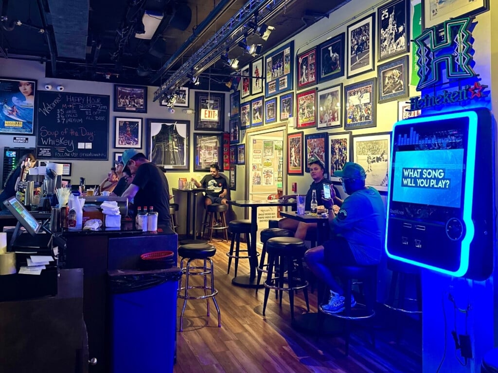 The bar area of Rivals Sports Lounge in Waikīkī.