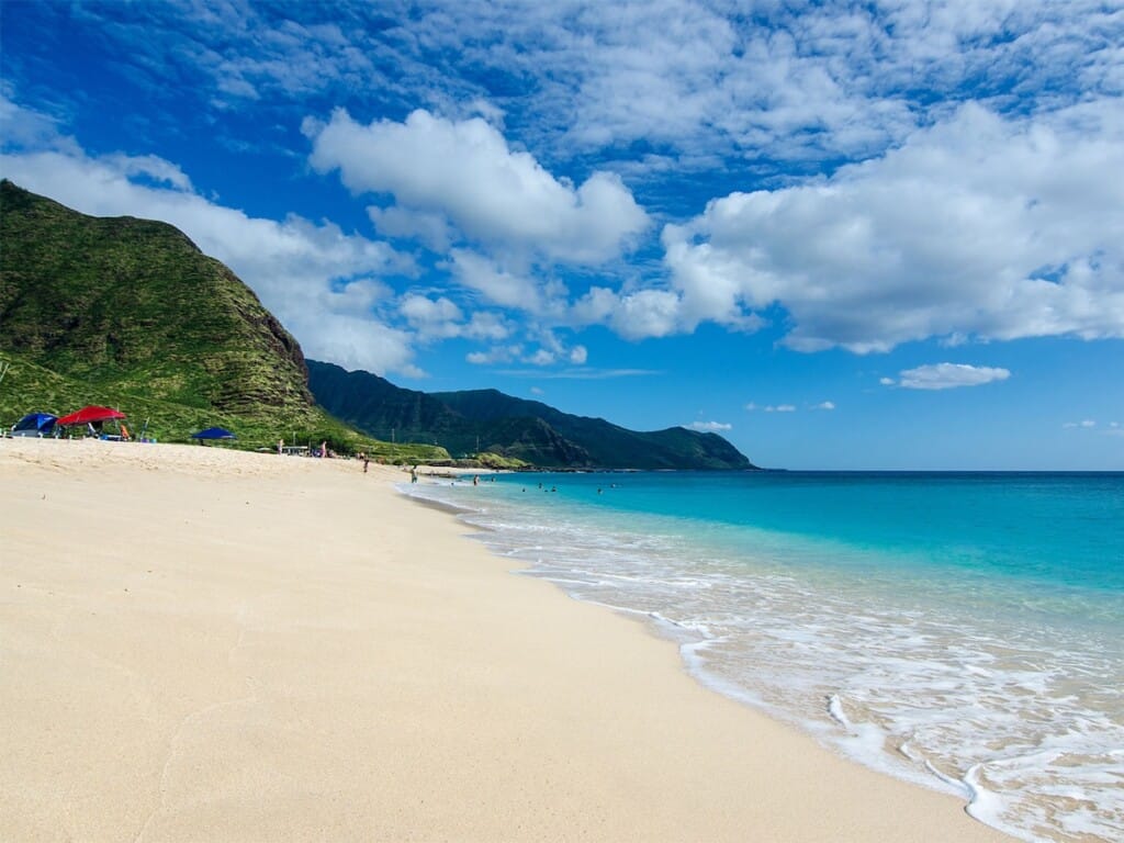 Yokohama Bay, Oʻahu. Credit: Ryan Tishken
