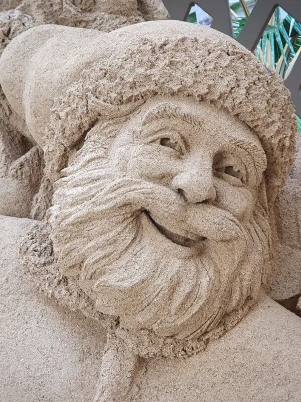 Santa Claus sand sculpture at Sheraton Waikiki for Christmas in Waikīkī.