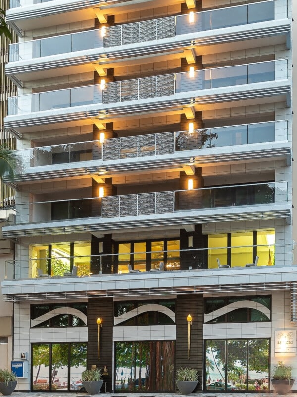 The façade of the ESPACIO The Jewel of Waikiki hotel in the heart of Waikīkī