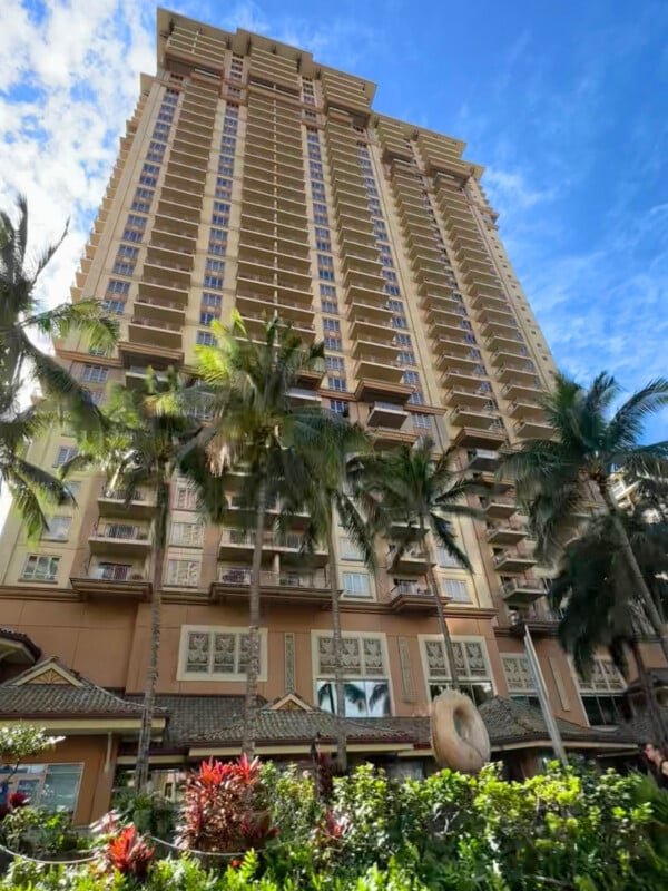 The Hilton Grand Vacations Club Grand Waikikian Honolulu hotel building at the Hilton Hawaiian Village in Waikīkī
