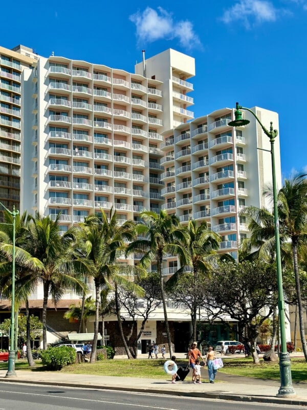 The Park Shore Waikiki hotel across the road from Kapiʻolani Park in Waikīkī
