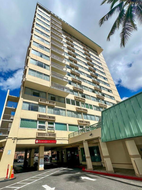 The Ramada Plaza by Wyndham Waikiki timeshare building.