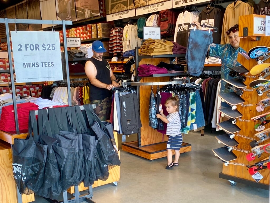 Shopping at Waikele Premium Outlets, the only outlets on Oʻahu, Hawaiʻi.
