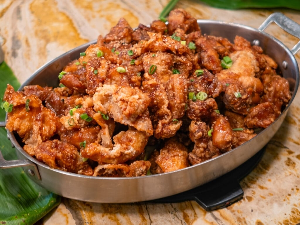 Korean Fried Chicken dish from the Nā Lei Aloha lūʻau buffet.