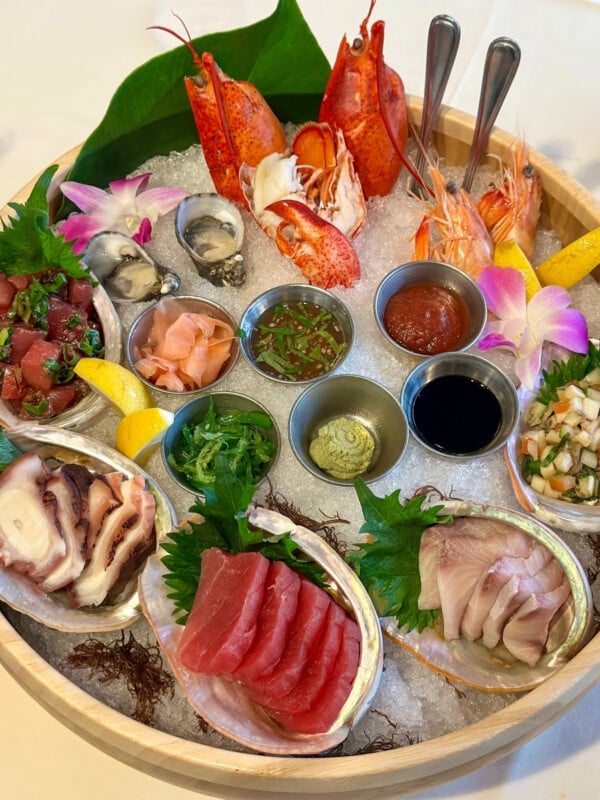 A fresh seafood platter from Michel's at the Colony Surf restaurant in Waikīkī.